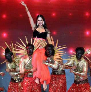 Katrina Kaif feet photo thumbnail
