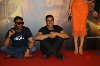 Katrina Kaif feet photo thumbnail