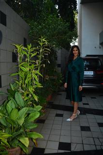 Katrina Kaif feet photo thumbnail