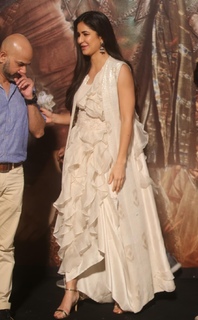 Katrina Kaif feet photo thumbnail