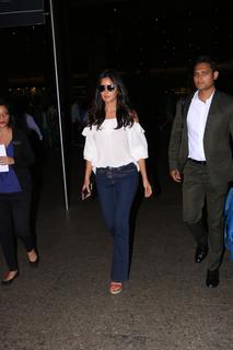 Katrina Kaif feet photo thumbnail