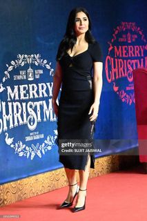 Katrina Kaif feet photo thumbnail