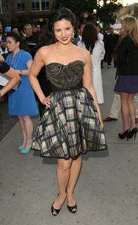 Katrina Law feet photo thumbnail