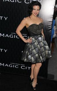 Katrina Law feet photo thumbnail