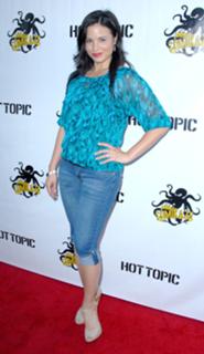 Katrina Law feet photo thumbnail