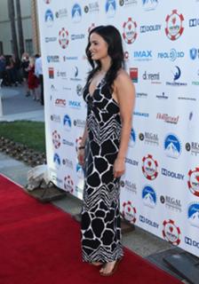 Katrina Law feet photo thumbnail