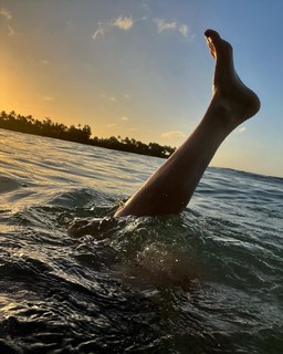 Katrina Law feet photo thumbnail