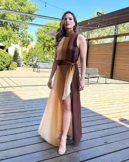 Katrina Law feet photo thumbnail