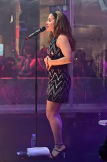 Katy B. feet photo 17