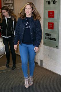 Katy B. feet photo 14