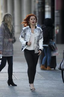 Katy B. feet photo 8