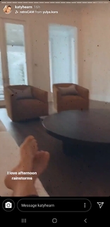 Katy Hearn feet photo 1