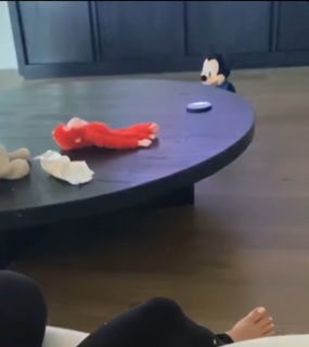 Katy Hearn feet photo 17