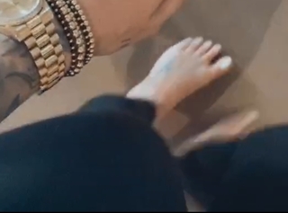 Katy Hearn feet photo 6
