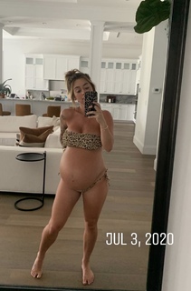Katy Hearn feet photo 17