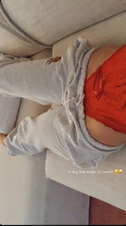 Katy Hearn feet photo 7
