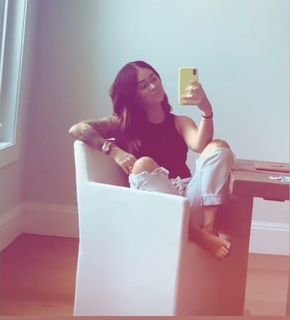 Katy Hearn feet photo 6