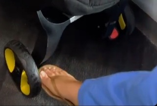 Katy Hearn feet photo 2