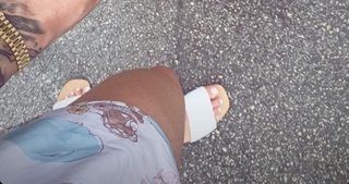 Katy Hearn feet photo 11