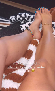 Katy Hearn feet photo 8