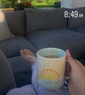 Katy Hearn feet photo 3