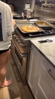 Katy Hearn feet photo 10