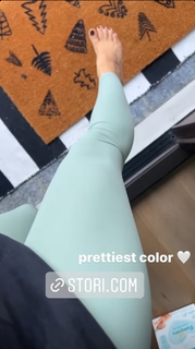 Katy Hearn feet photo 8