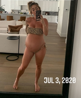 Katy Hearn feet photo 7