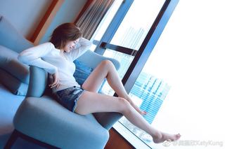 Katy Kung feet photo 14