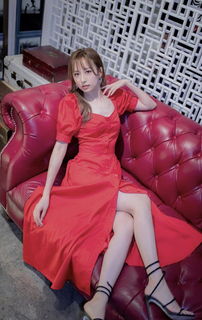 Katy Kung feet photo 7