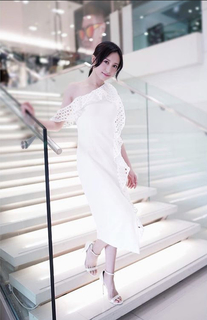 Katy Kung feet photo 12
