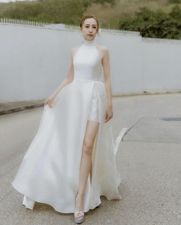 Katy Kung feet photo 3