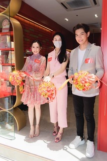 Katy Kung feet photo 20