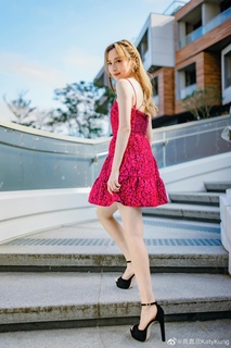 Katy Kung feet photo 11