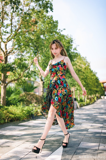 Katy Kung feet photo 4