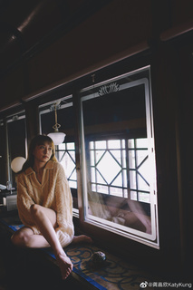 Katy Kung feet photo 3