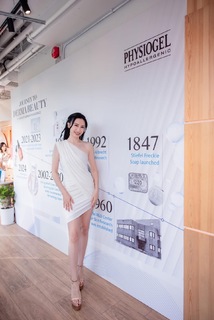 Katy Kung feet photo 15