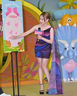 Katy Kung feet photo 5