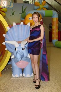 Katy Kung feet photo 11