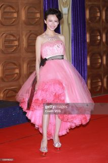Katy Kung feet photo 7
