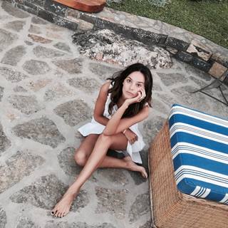 Katy Louise Saunders feet photo 5