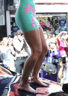 Katy Perry feet photo thumbnail