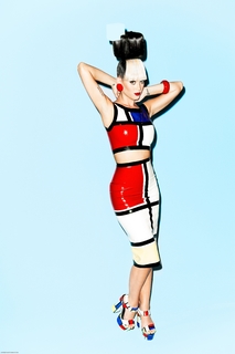 Katy Perry feet photo thumbnail
