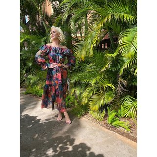 Katy Perry feet photo thumbnail