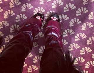 Katy Perry feet photo thumbnail