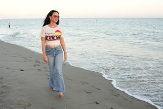 Katy Perry feet photo thumbnail
