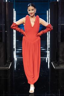 Katy Perry feet photo thumbnail