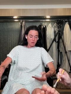 Katy Perry feet photo 5