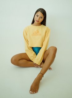 Katya Henry feet photo thumbnail