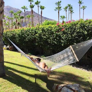 Katya Henry feet photo thumbnail